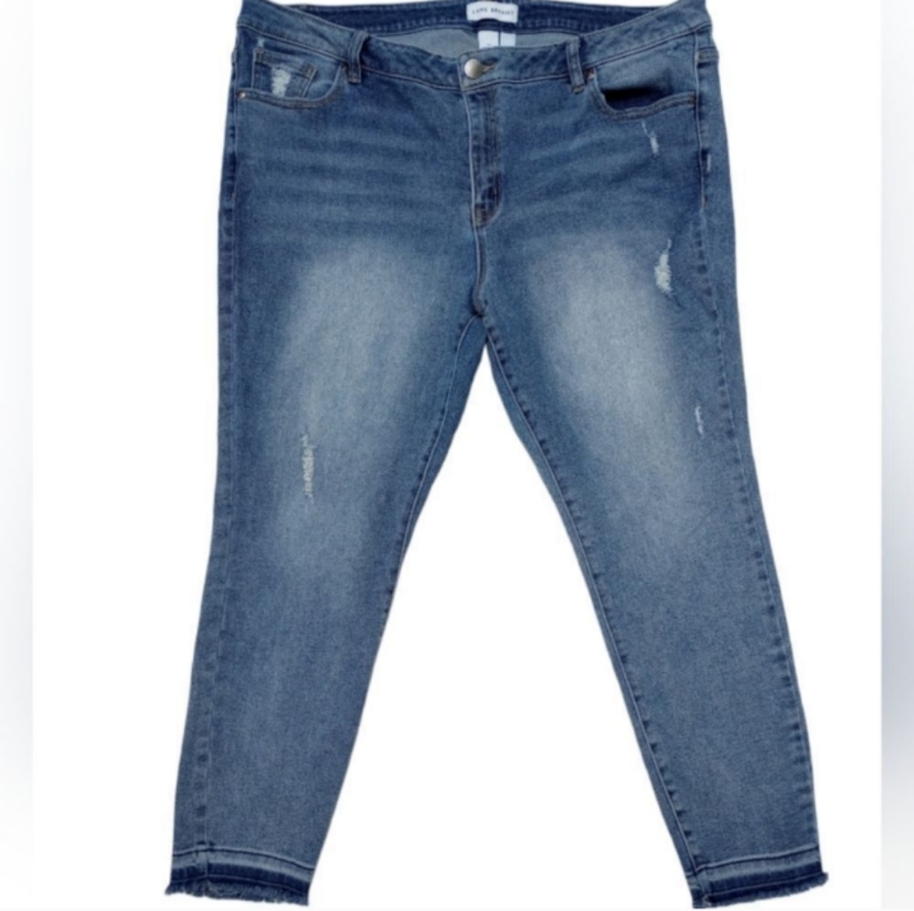 Lane Bryant Signature Fit Mid-rise Skinny Distressed Jeans, size 22